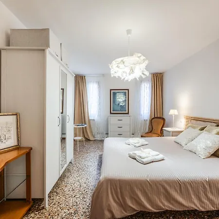 Queen Carlotta Apartment *
