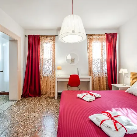 Apartment Queen Carlotta Venice